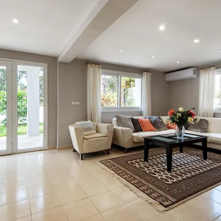 Confortable Family Villa